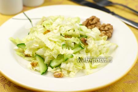 Салат из молодой капусты с огурцом, яйцами и зеленью, рецепт с фото рекомендации Салат из молодой капусты с огурцом, яйцами и зеленью, рецепт с фото рекомендации