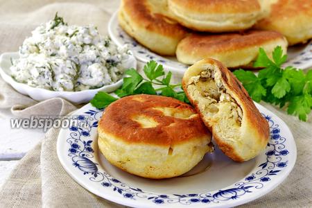 Смотреть Жареные пирожки с грибами, яйцом и зелёным луком рецепт с фото, как приготовить на Webspoon.ru видео Смотреть Жареные пирожки с грибами, яйцом и зелёным луком рецепт с фото, как приготовить на Webspoon.ru видео