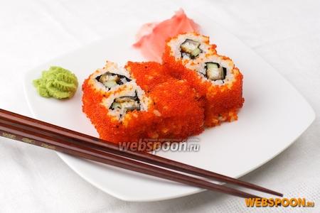 Фото рецепта Урамаки с угрём и красной тобико