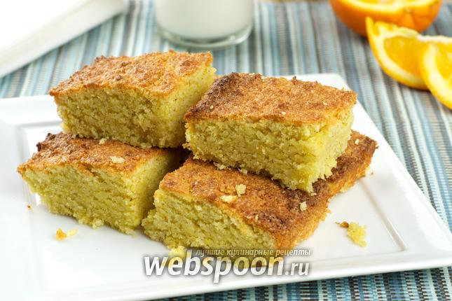 Фото Пирог из кукурузной муки с миндалем