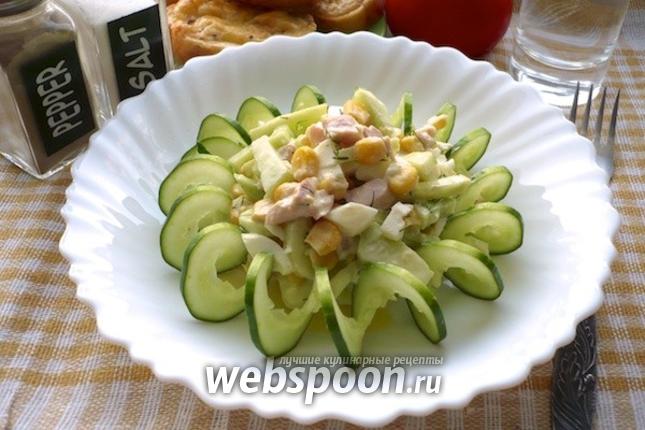 Фото Салат из копчёной курицы и огурцов