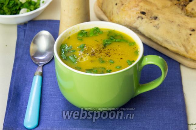Фото Суп-пюре из моркови с корицей и тимьяном