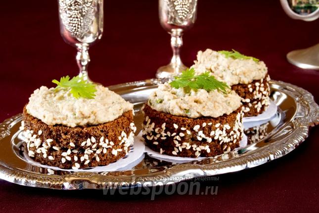 Фото Бабагануш из баклажанов