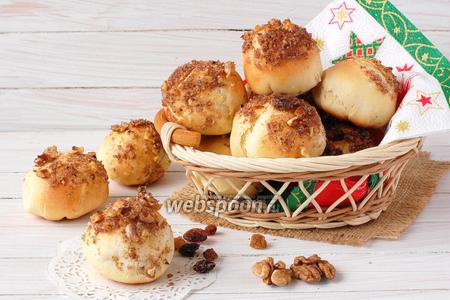 Фото рецепта Постные булочки с изюмом