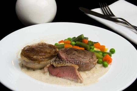 Фото рецепта Медальоны из говядины