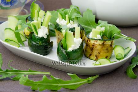 Фото рецепта Рулеты из цукини с творогом