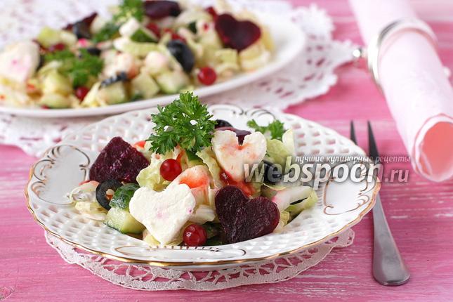 Фото Салат с пекинской капустой и сыром фета с огурцом