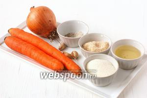 Для приготовления морковных котлет нам понадобится морковь, лук, манка, сухари, подсолнечное масло, соль, перец.