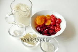 Для того, чтоб приготовить сладкую рисовую кашу с сухофруктами необходимо взять: рис, сахар, ванильный сахар, соль, сливочное масло сухофрукты по вкусу. Что касается вида риса, считается, что круглозернистый рис лучше подходит для каши. Он лучше разваривается. Но я приготовила из длиннозернистого и все отлично получилось.