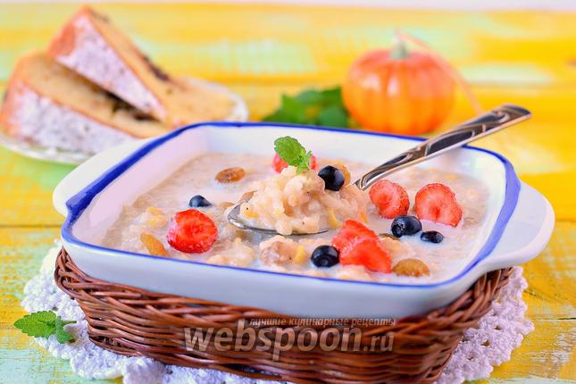 Фото Молочная рисовая каша с тыквой и орехами в мультиварке