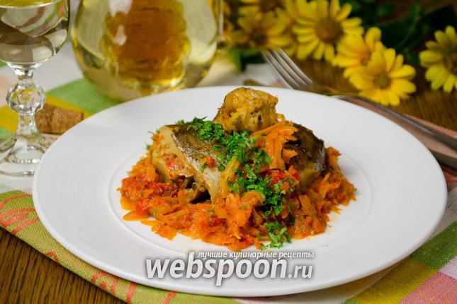 Фото Хек запечённый с овощами в мультиварке