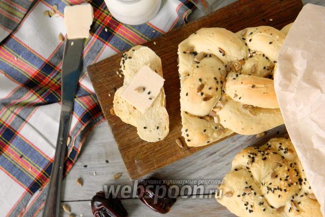 Фото Французский батон с семечками
