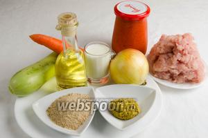 Чтобы приготовить тефтели, нужно взять фарш, лук, морковь, кабачок, соль, перец, молотые белые сухари, молоко, горчицу, муку для формирования тефтелей, для соуса: воду (овощной бульон), домашнюю заправку .