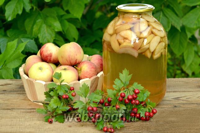 Фото Компот ассорти из яблок, нектаринов и слив