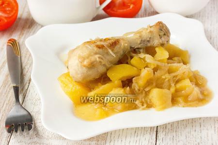 Фото рецепта Рагу с квашеной капустой, курицей и картофелем