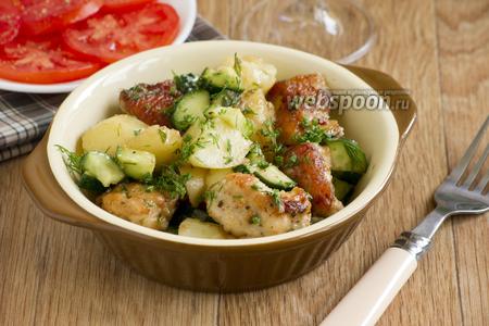 Фото рецепта Тёплый салат из молодого картофеля