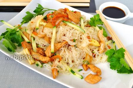 Фото рецепта Фунчоза с курицей