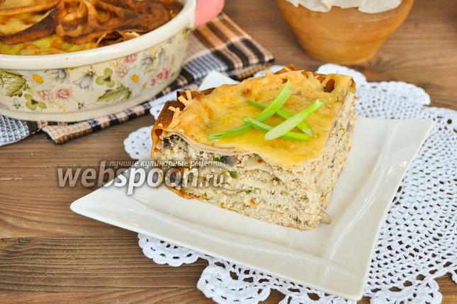 Фото Блинный пирог с курицей и индейкой