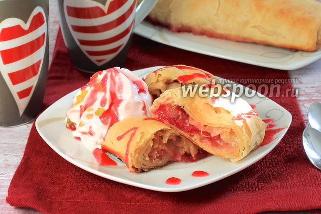 Фото Штрудель с яблоками из теста фило