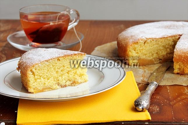 Фото Шарлотка с айвой