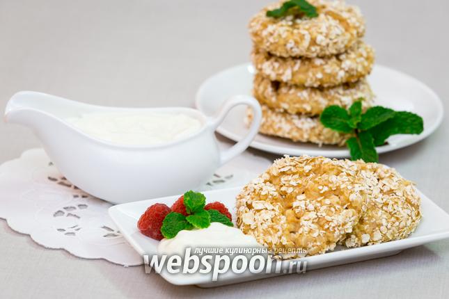 Фото Сырники с цельнозерновой мукой, яблоком и корицей