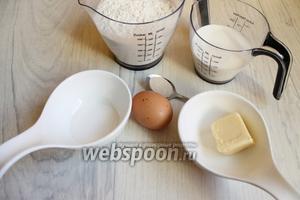 Подготовить такие продукты: муку, масло сливочное, яйца, сахар, яблочный ждем и сливочный сыр.