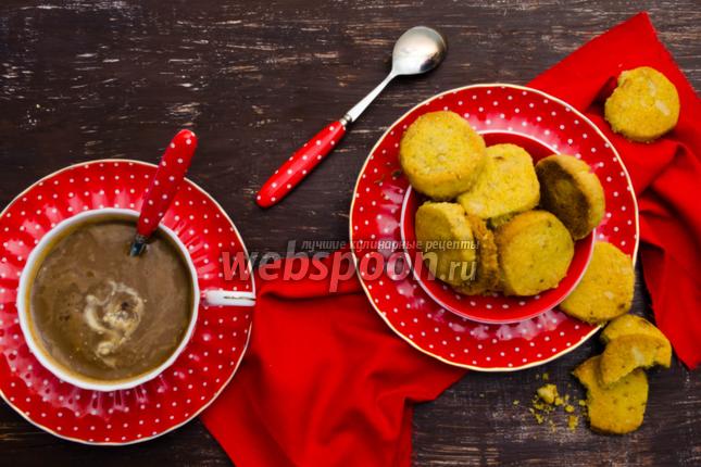 Фото Песочное печенье с орехами