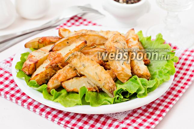 Фото Запечённый картофель с розмарином и пармезаном