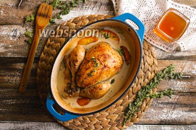 Фото Цыплёнок по-нормандски с сидром и яблоками