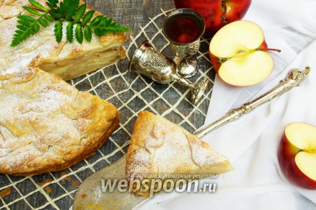 Фото Слоёный пирог с хмельными яблоками