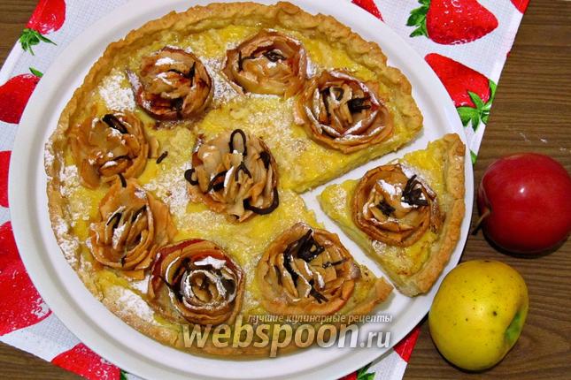 Фото Пирог с яблочными розами