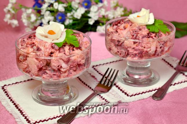 Фото Салат с копчёной мойвой