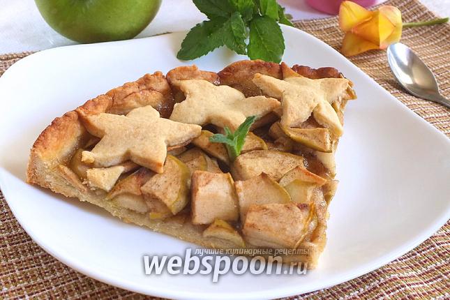 Фото Песочный пирог с яблоками и кленовым сиропом