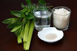 Для приготовления кваса из ревеня и мяты нам понадобится ревень, вода, сахар, мята, дрожжи сухие.