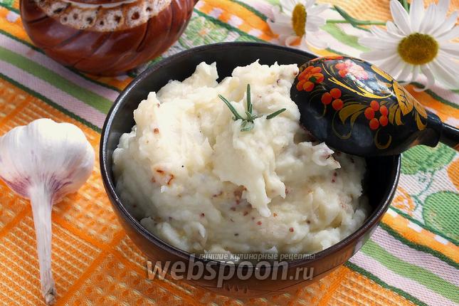 Фото Картофельное пюре с горчицей и жареным луком