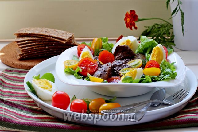 Фото Тёплый салат с куриной печенью