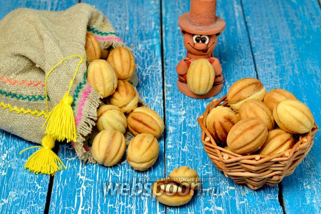 Фото Печенье «Орешки» с варёной сгущёнкой и миндалём