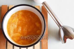 И вот джем приготовился. Можно оставить его с кусочками нектарина, а можно измельчить блендером.