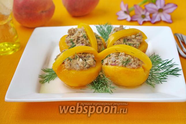 Фото Лукошки из персика с тунцом