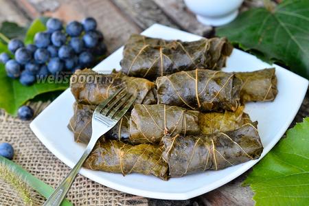 Фото рецепта Долма из курицы с корейской морковью