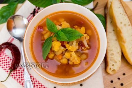 Фото рецепта Пряный суп с нутом и цветной капустой