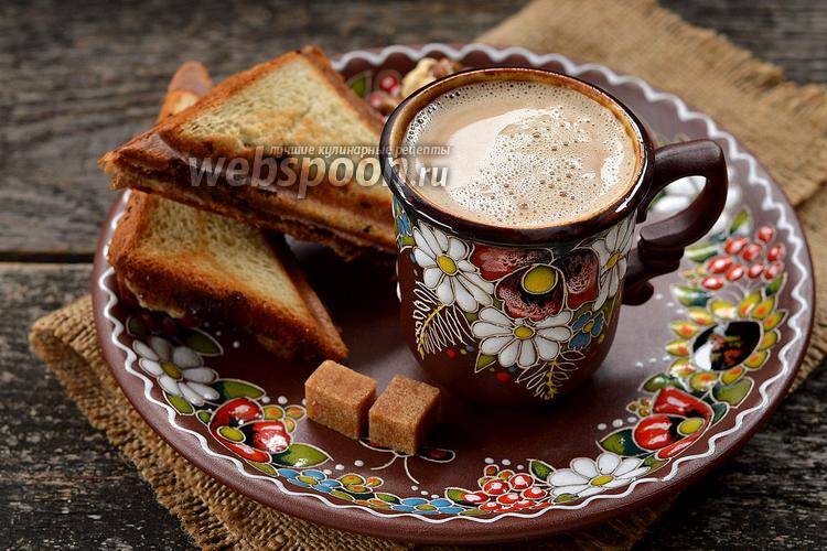 Фото Пикантный кофе с плавленым сыром