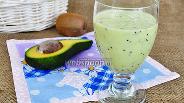 Фото рецепта Смузи из киви и авокадо