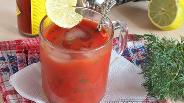 Фото рецепта Освежающий томатный коктейль с петрушкой