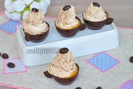 Фото рецепта Шоколадные чашечки с кофейным кремом