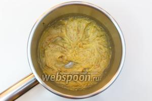 Размягчённое сливочное масло взбиваем с джемом, солью, лаймовой цедрой, натёртой на тёрку и соком (1 ст.л.).