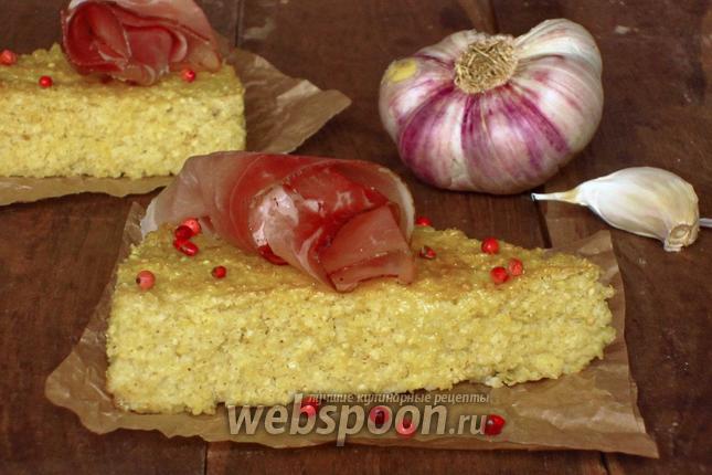 Фото Пшённые гренки с чесноком и прованскими травами