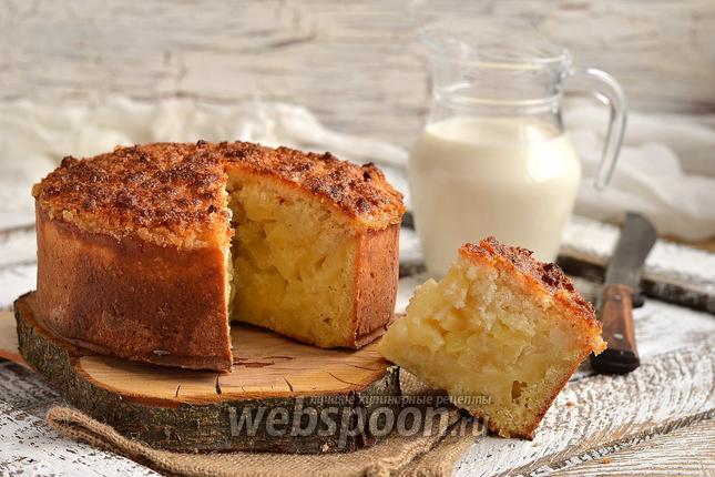 Фото Ананасовый пирог с кокосовой шапочкой