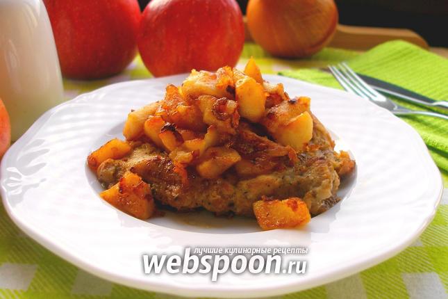 Фото Свинина с яблоками, луком и имбирём
