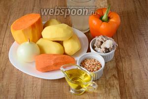 Для приготовления нам понадобится свиной бульон, отварное свиное мясо, чечевица, тыква, болгарский перец, картофель, морковь, репчатый лук, оливковое масло, соль, перец чёрный молотый.